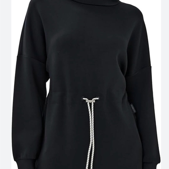 Varley Tops - ⚡️VARLEY Freya Funnel Neck Sweatshirt